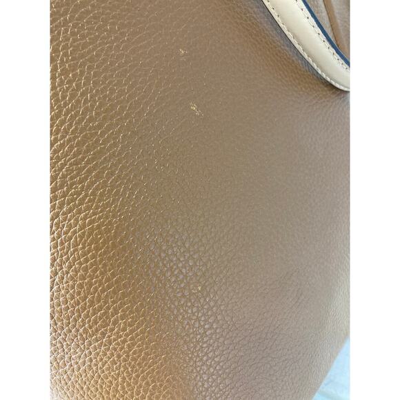 MICHAEL KORS, LARGE BROWN PEBBLED LEATHER SHOULDER BAG - Picture 3 of 16